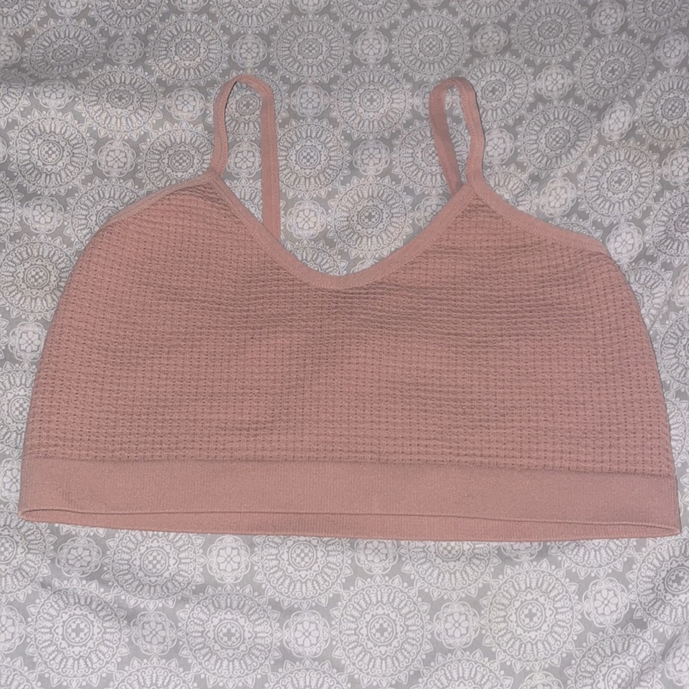 soho apparel pink cropped top size L/XL